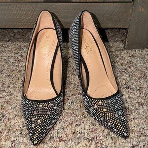 Rouge Helium size 8 Black Heels with rainbow Embellishments stiletto point